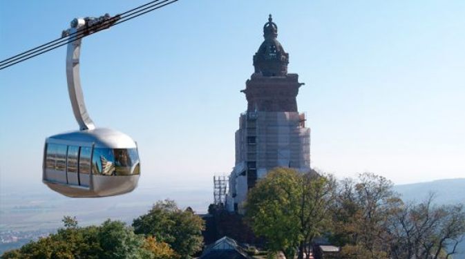 Foto Seilbahn: wikipedia.org Nutzer: Cacophony, Lizenz: CC BY 3.0, Foto Kyffhäuser: Arterner Zeitung